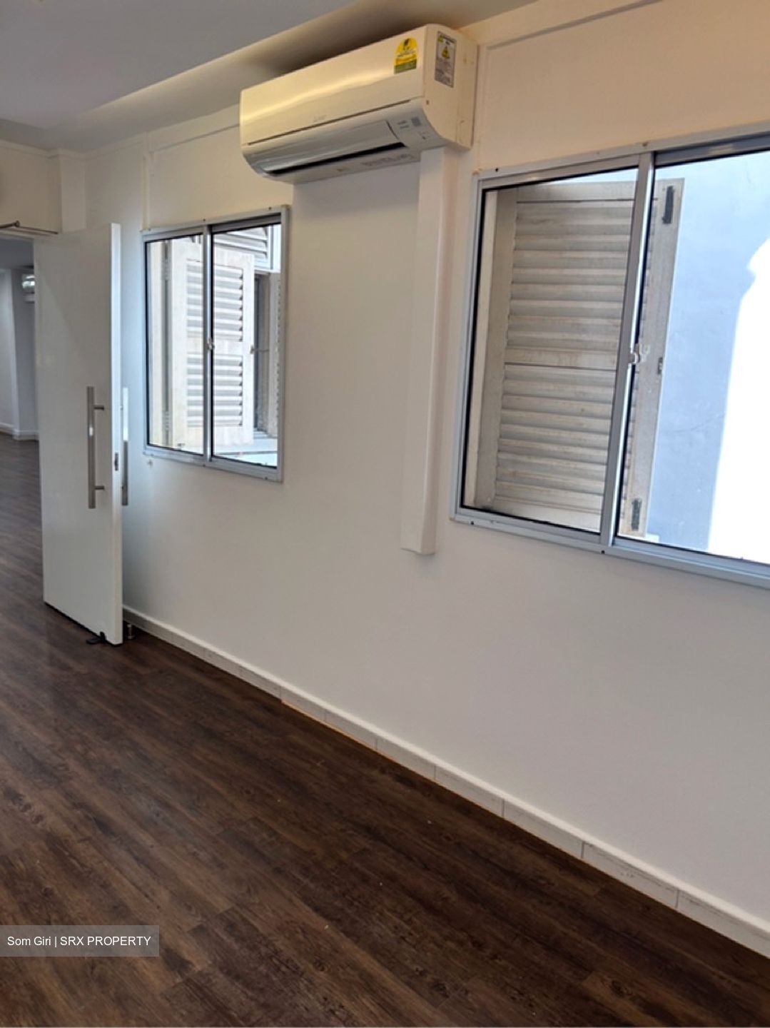 Upper Cross Street (D1), Office #503547741